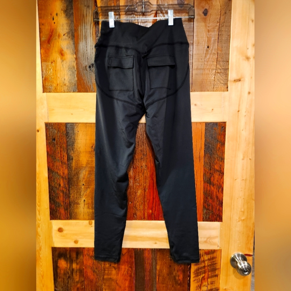 NWT Shein butt-lifting leggings
